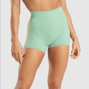 Gymshark KK fit Shorts XS- Green Juice